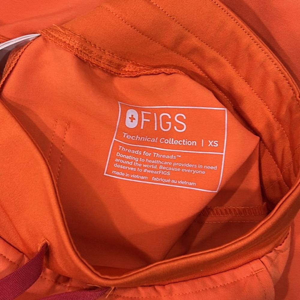 Figs Scrubset - Picture 2 of 3